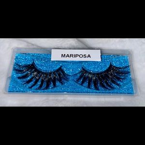 The “Mariposa” lash set